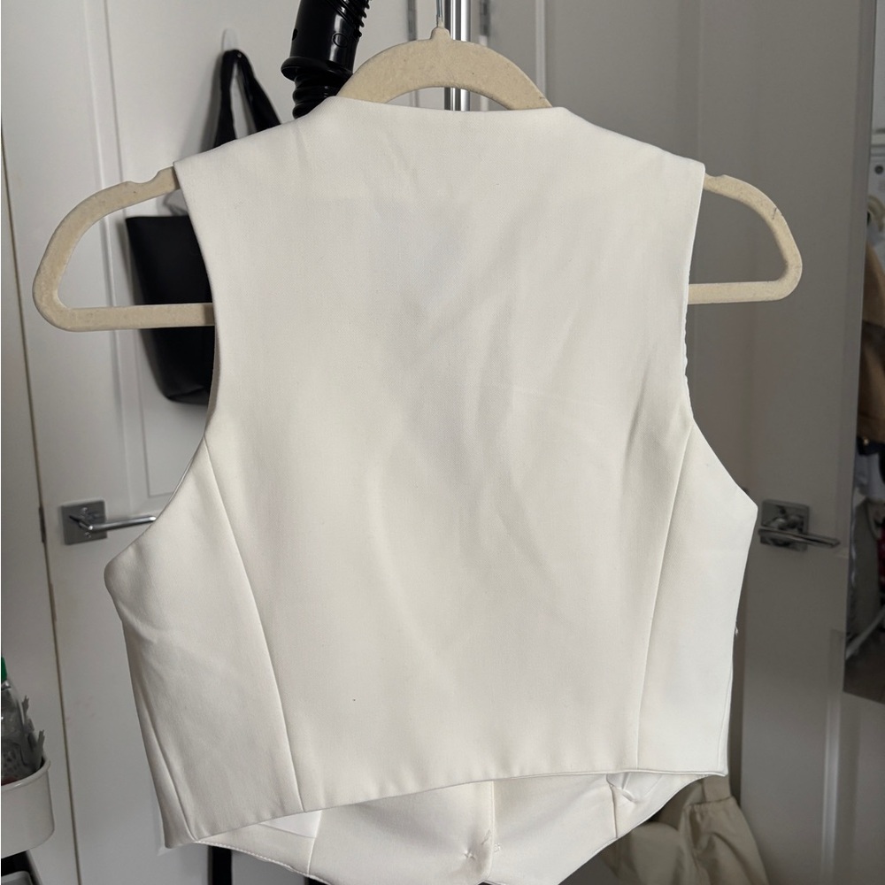Christian Lacroix Ivory Buttoned Vest - Picture 4 of 5